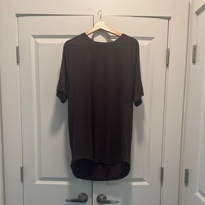 Men’s Lululemon Drysense Short Sleeve Shirt Size: XL Color: Black/Cassis